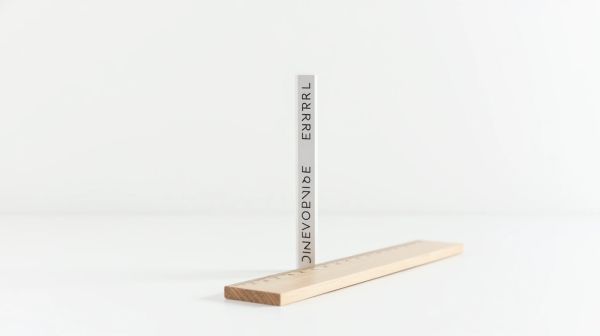 Pourquoi la barre oblique est incontournable dans la typographie